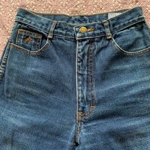 JORDACHE HIGH WAISTED JEANS SIZE 24/25